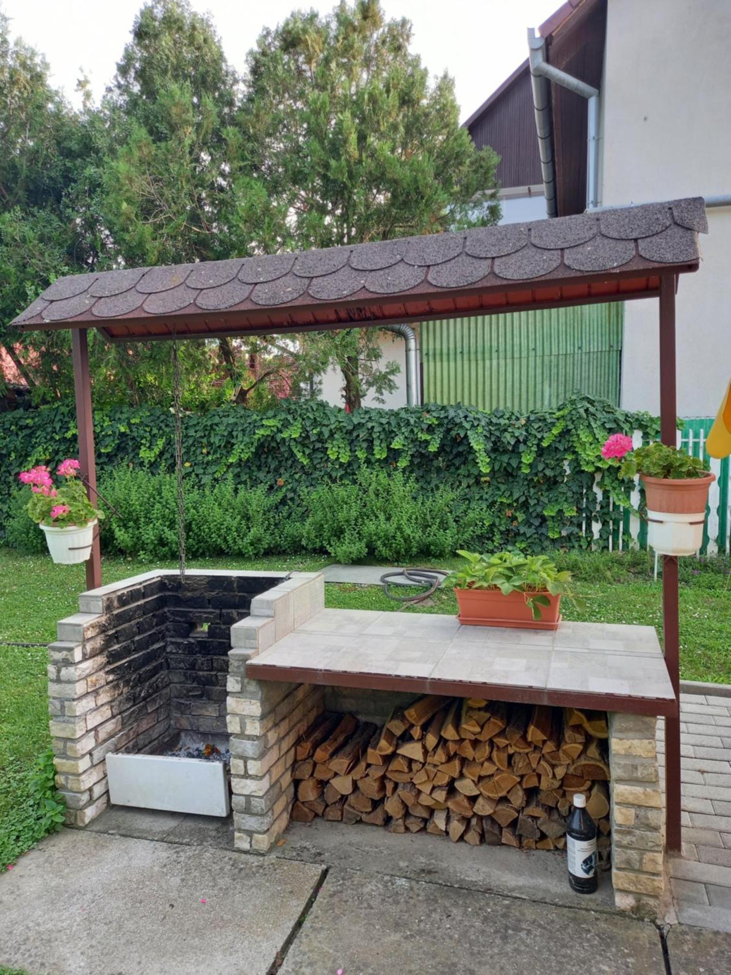 Alfa Apartman Harkány Exterior foto